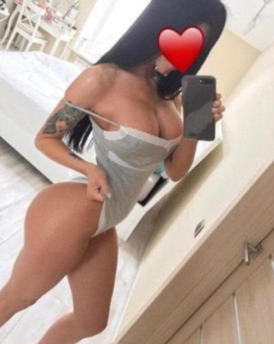 Samsun Güzel Esra 25 Yaşında, 165 Cm Bakımlı — Samsun